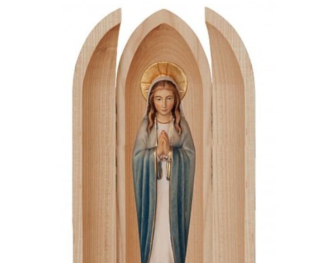 Statue of the Madonna praying in a niche, carved in hand-decorated Valgardena wood, Italian production