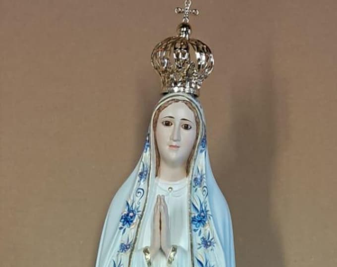 Statue of Our Lady of Fatima cm 77 (30.31 inches) in glass resin with glass eyes hand decorated, artisanal production