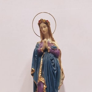 Statue of the Immaculate Conception Madonna cm 33 x 13 (12.99 x 5.11 inches) in hand-decorated resin, artisanal production