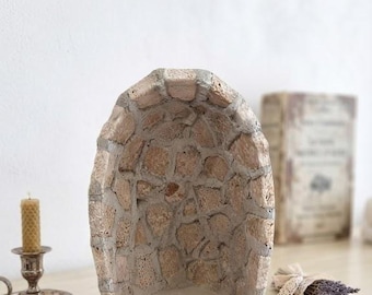 Handcrafted ivory marble statue cave, 20.5 x 14 cm, made in Italy