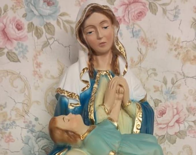 Statue of Our Lady of Providence, 23 cm (9.05 inches), made of solid marble and resin, hand-decorated, Italian artisan production