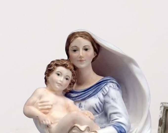 Sistine Madonna bust statue 16 x 16 cm (6.29 x 6.29 inches) in alabaster powder, hand-decorated, artisanal production, made in Italy