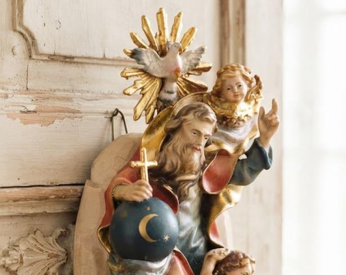 Sculpture of the Holy Trinity carved in Valgardena wood and hand-decorated, Italian artisan production