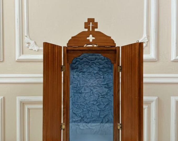 Wooden and glass display case 60 cm (23.62 inches) with fabric interior for statues measuring 34/38 cm (13.38/14.96 inches) handcrafted