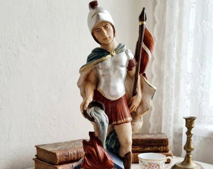 Statue of Saint Florian 25 cm (9.84 inches) in hand-decorated marble resin, Italian artisan production