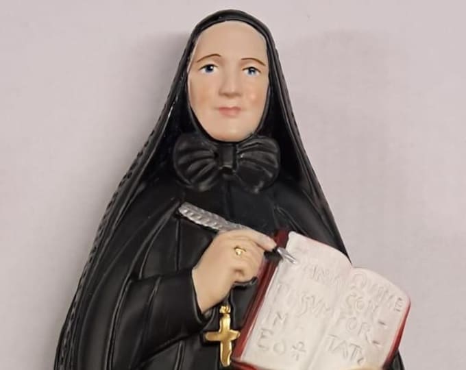 Statue of Saint Francesca Saverio Cabrini cm 30 (11.81 inches) in plaster decorated by hand, Italian artisan production