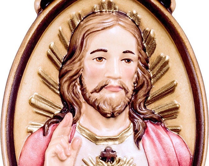 Medal of the Sacred Heart of Jesus carved in wood from Valgardena and decorated by hand of Italian artisan production