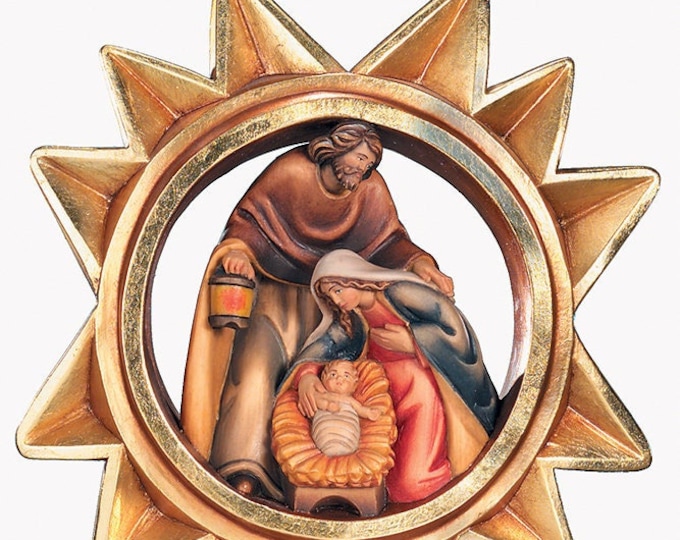 Nativity scene in star carved in Valgardena wood and decorated by hand, Holy Family, various sizes, Italian artisan production