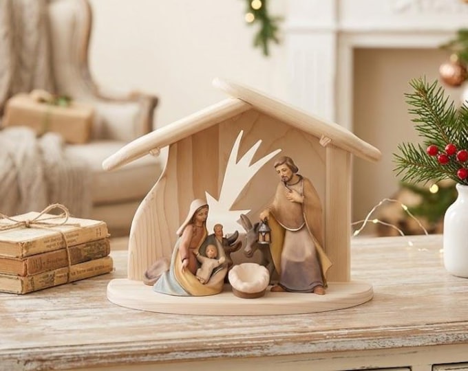 Nativity scene, Holy Family, Nativity, with stable, carved in Valgardena wood and decorated by hand, Italian production, various sizes
