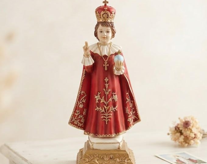 Statue of the Infant Jesus of Prague 42.5 x 19 cm (16.73 x 7.48 inches) in solid resin marble, hand-decorated, artisanal production