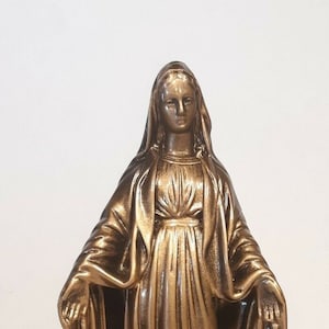 Statue of the Miraculous Madonna cm 30 (11.81 inches) in marble resin bronze decoration handcrafted in Italy