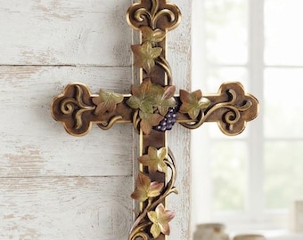 Ivy cross crucifix, carved in Valgardena wood and hand-decorated, various sizes, handcrafted in Italy