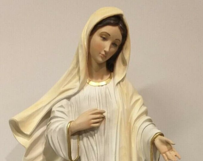 Statue of Our Lady of Medjugorje cm 60 (23.62 inches) in hand-decorated resin, handcrafted in Italy