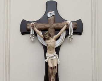 Hanging crucifix cross, 46 x 28.5 cm (18.11 x 11.22 inches) wood with marble resin body hand-decorated, artisanal production