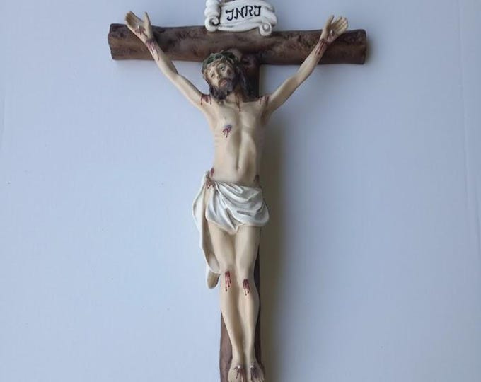 Hanging crucifix cross, 63 x 31 cm (24.80 x 12.20 inches) in solid resin marble, hand-decorated, artisanal production