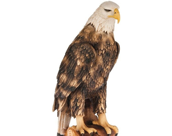 Golden eagle sculpture carved in wood from Valgardena and decorated by hand of Italian artisan production