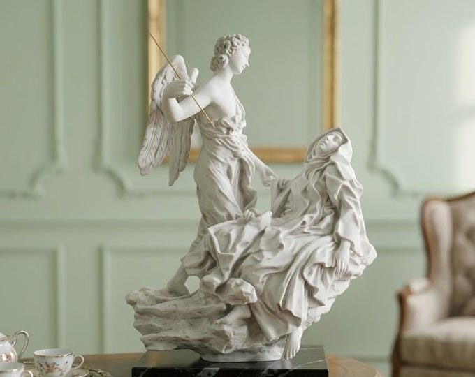 Statue of the Martyrdom of Saint Teresa cm 42 x 34 (16.53 x 13.38 inches) in alabaster powder, marble base, made in Italy