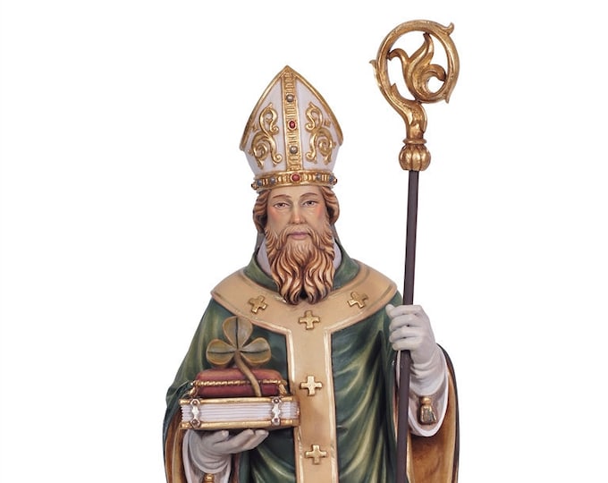 Statue of Saint Patrick carved in Valgardena wood and decorated by hand, of Italian artisan production