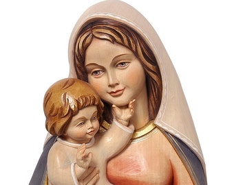 Hanging sculpture of the Madonna and Child, carved from Valgardena wood and hand-decorated, Italian artisan production.