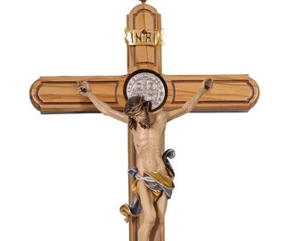 Crucifix cross in olive wood of St. Benedict 15 cm (5.90 inches), Christ carved in Valgardena wood, Italian artisan production