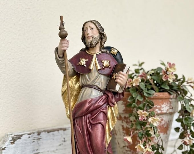 Statue of Saint James of Compostela carved in Valgardena wood, hand-decorated, Italian artisan production, various sizes