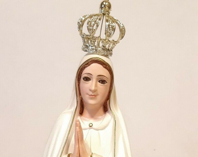 Statue of Our Lady of Fatima cm 39 (15.35 inches) in resin glass with hand-decorated glass eyes of artisan production