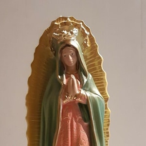 Estatua de Nuestra Señora de Guadalupe cm 30 ( 11,81 pulgadas) en resina decorada a mano de artesanía italiana