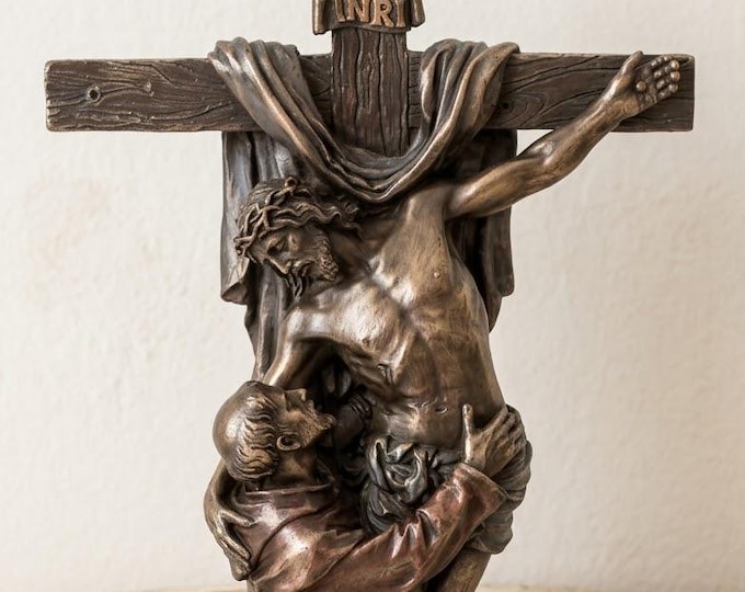 Freestanding Crucifix of St. Francis of Assisi, 29 cm (11.41 inches) in bronzed resin marble, handcrafted in Italy
