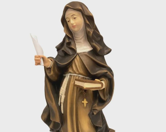 Statue of Saint Eva of Liège carved in Valgardena wood and hand-decorated, Italian artisan production, various sizes