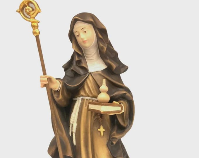 Statue of Saint Valburga carved in Valgardena wood and hand-decorated, Italian artisan production, various sizes