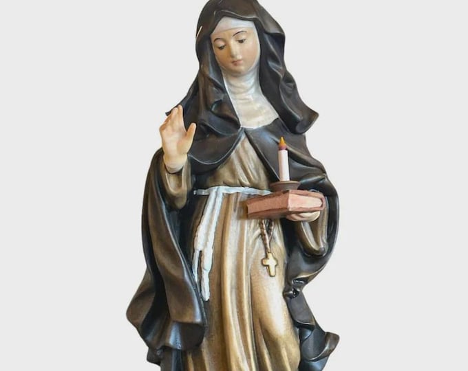 Statue of Saint Genevieve carved in Valgardena wood and hand-decorated, Italian artisan production, various sizes