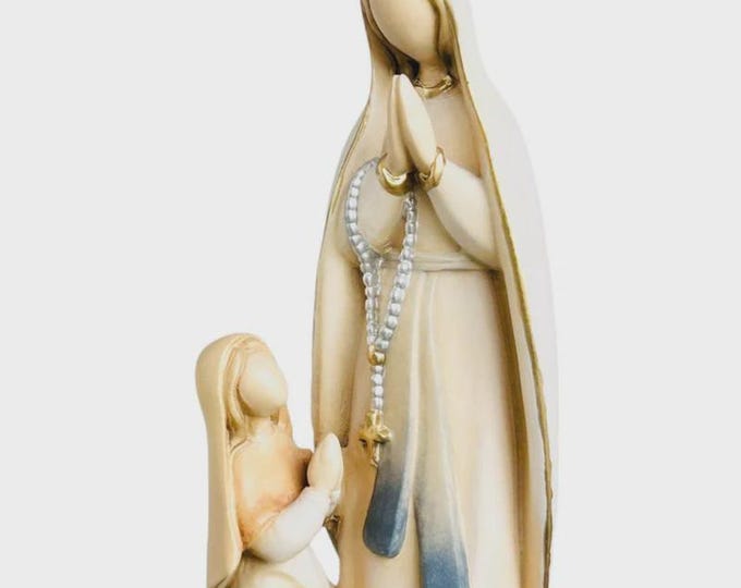 Statue of Our Lady of Fatima and Bernadette carved in Valgardena wood, hand-decorated, Italian artisan production, various sizes.