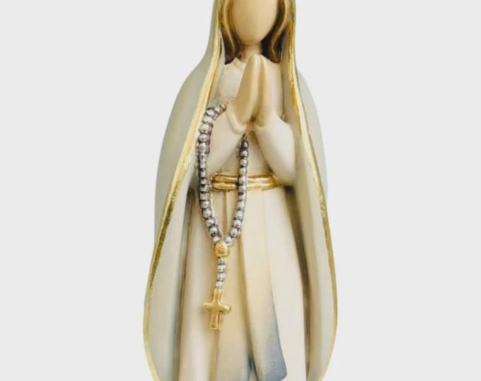 Statue of Our Lady of Lourdes carved in Valgardena wood and hand-decorated, Italian artisan production, various sizes