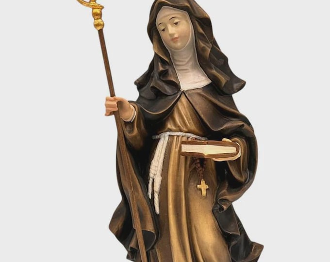 Statue of Saint Aldegonda of Maubeuge carved in Valgardena wood and hand-decorated, Italian artisan production, various sizes