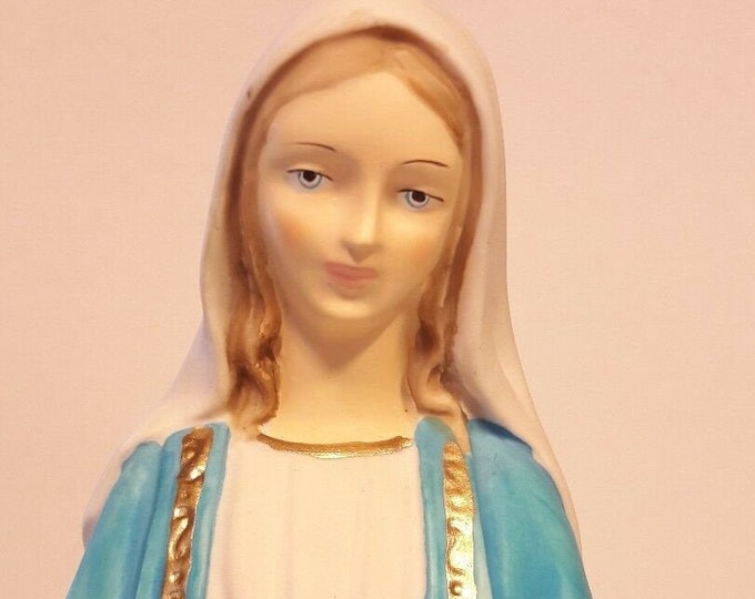 Miraculous Madonna statue cm 31.5 (12.40 inches) in hand-decorated resin marble of Italian craftsmanship