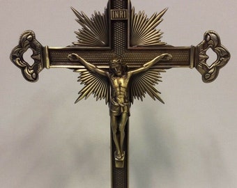 Crucifix cross with base, cm 38.5 x 20.5 (15.15 x 8.07 inches) in silver or bronze metal, handcrafted