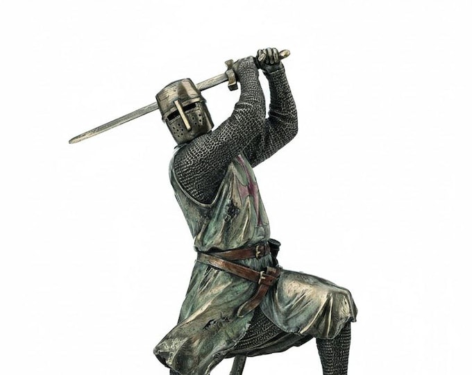 Classical sculpture of a medieval crusader with a sword in combat, 31 cm (12.20 inches) in bronzed resin marble, handcrafted, made in Italy