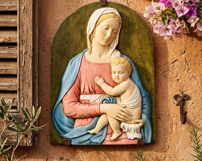 Plaque with Madonna and Child 31.5 x 23.5 cm (12.40 x 9.25 inches) in solid resin marble, hand-decorated, Italian artisan production
