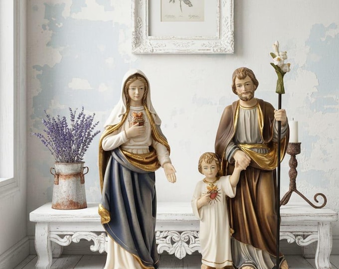 Pair of sculptures of the Sacred Heart of Mary and Saint Joseph, carved in Valgardena wood and hand-decorated, made in Italy.