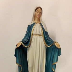 Statue of the Miraculous Madonna cm 61 (24.01 inches) in resin marble antique decoration of Italian craftsmanship