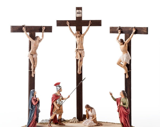 Crucifixion with 7 figures carved in Val Gardena wood and decorated by hand, Italian artisan production