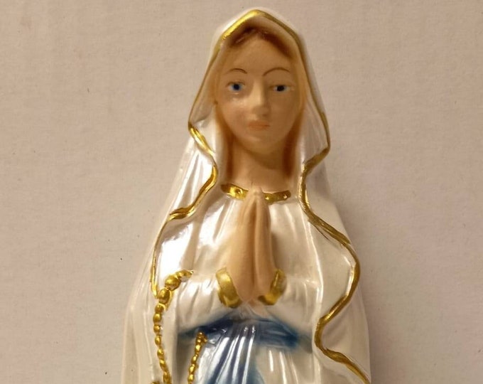 Madonna Lourdes Statue 20 cm (7.87 inches) in plaster with pearl decoration, Italian artisan production