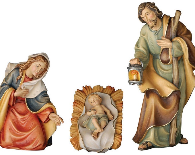 Nativity scene carved in Valgardena wood and decorated by hand, Holy Family, various sizes, Italian artisan production