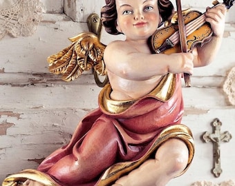 Hanging angel carved from Valgardena wood and hand-decorated, handcrafted in Italy.