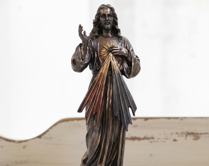 Sculpture of Merciful Jesus, 21 cm (8.26 inches) in bronzed resin marble, handcrafted in Italy