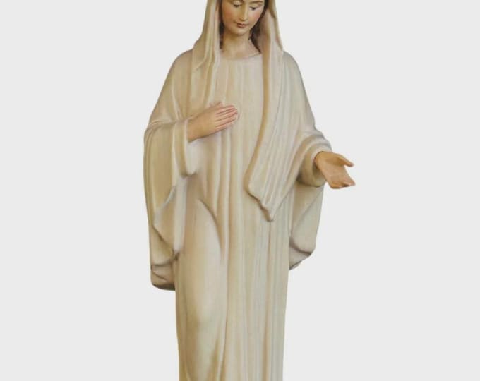 Statue of Our Lady of Medjugorje carved in Valgardena wood, hand-decorated, Italian artisan production, various sizes