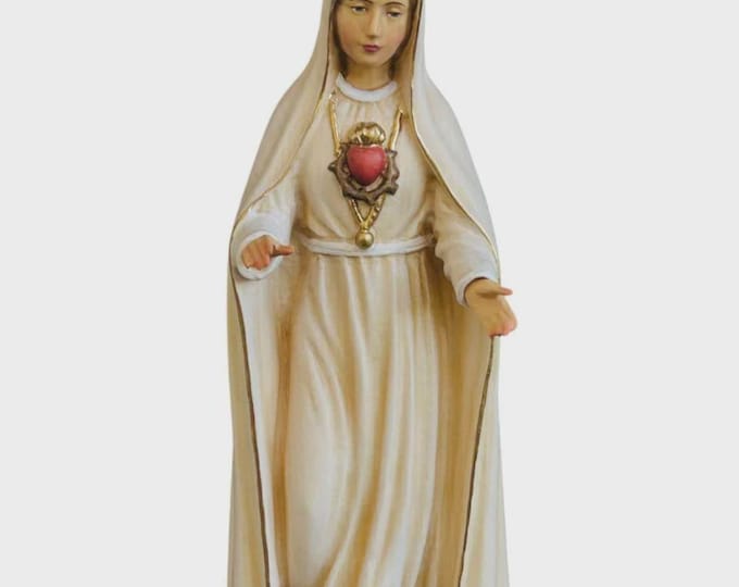 Statue of Our Lady of Fatima carved in Valgardena wood and hand decorated, Italian artisan production, various sizes