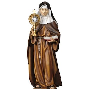 Statue of Saint Clare of Assisi carved from Valgardena wood and hand-decorated, handcrafted in Italy.