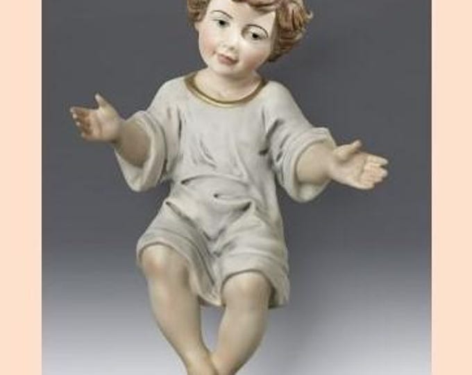 Baby Jesus statue cm 32 x 21 (12.59 x 8.26 inches) made of alabaster powder, hand decorated, made in Italy