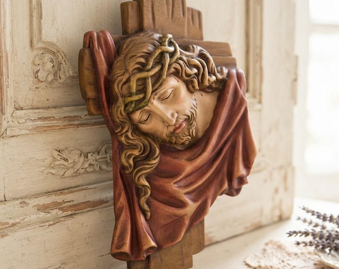 Sculpture of the face of Jesus Christ, carved in Valgardena wood, hand-decorated, Italian artisan production, various sizes